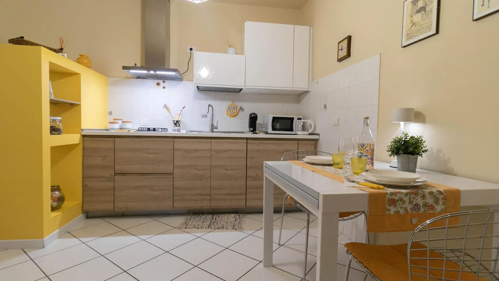 Casa Lisander Lecco 0*,  Italien
